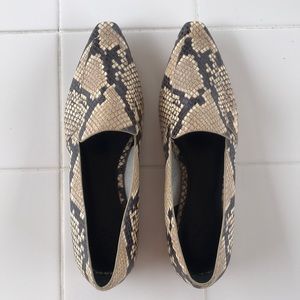 MARC FISHER LTD | Enaba Square Toe Snake Print Leather Loafer - size 7M